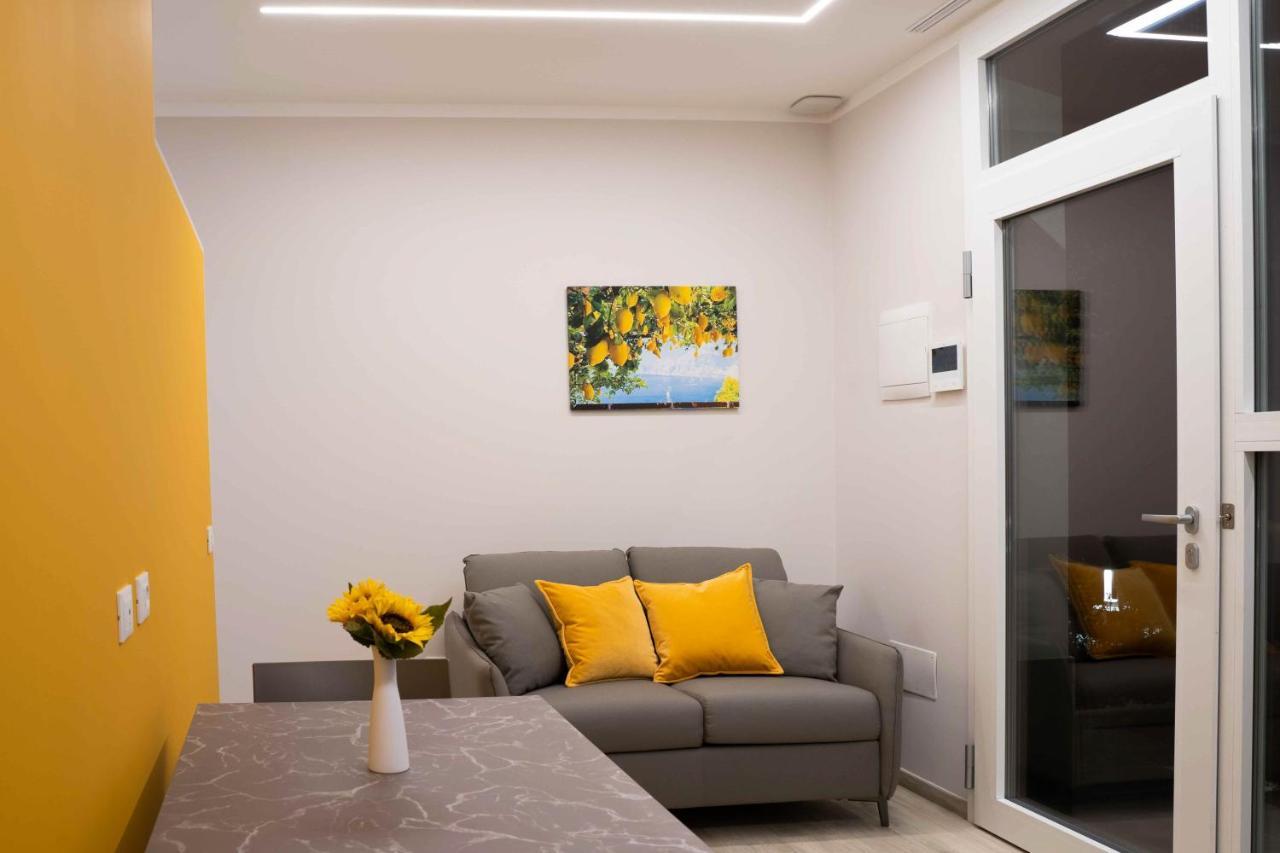 Terranova49 Aparthotel Novara Eksteriør bilde