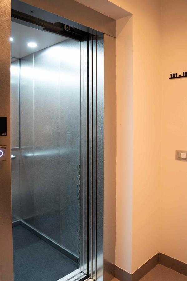 Terranova49 Aparthotel Novara Eksteriør bilde