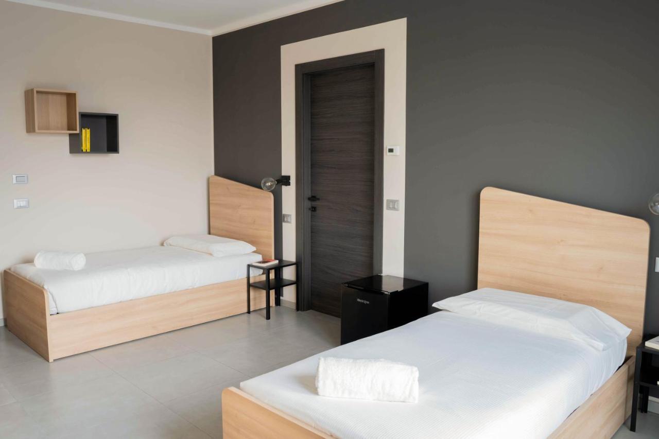 Terranova49 Aparthotel Novara Eksteriør bilde
